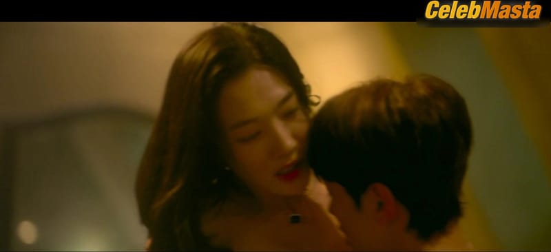 Jung Yun-ha's Tits, Ass Scene in The Trunk