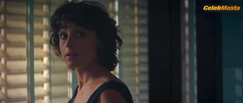 Begona Vargas and Julia Frigola's Lesbian, Booty Scene in Paradise