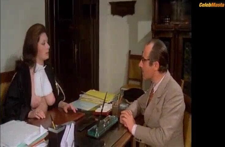 Edwige Fenech Boobs, Bush Scene in La Pretora