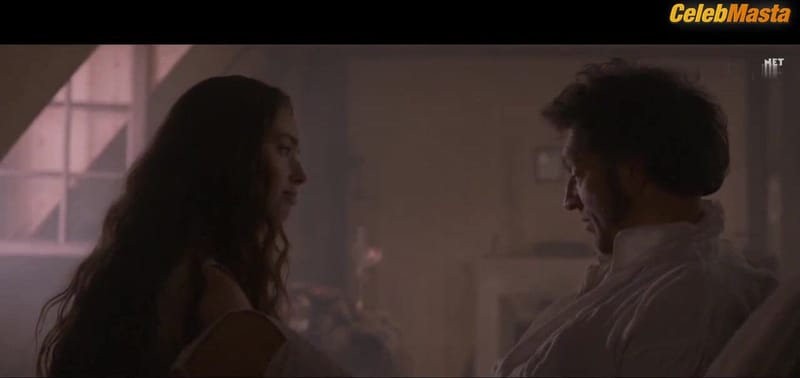 Freya Mavor Tits Scene in L'empereur De Paris