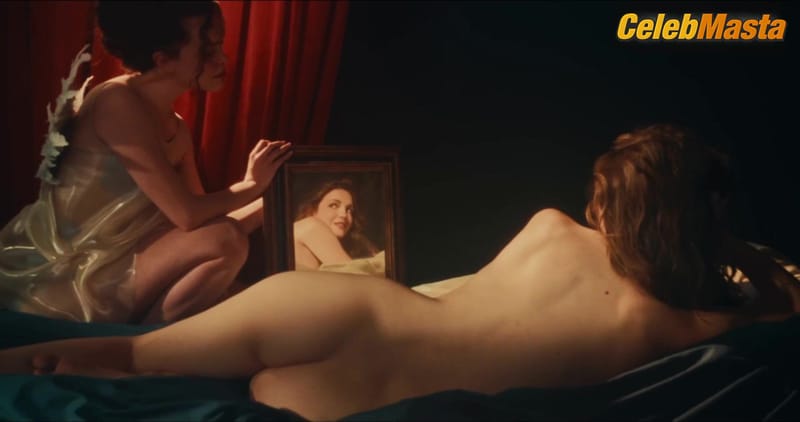 Ella Hunt's Booty Scene from Subway Trash