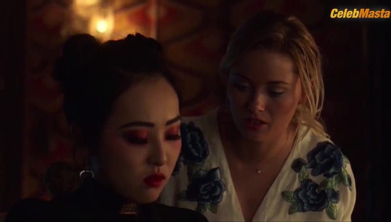 Virginia Gardner and Lyrica Okano Enjoy Lesbian Scene in Marvel's Runaways