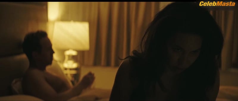 Jurnee Smollett-Bell Hot Scene in Smoke