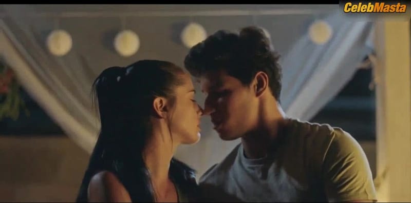 Asia Ortega Tits Scene from + De 100 Mentiras