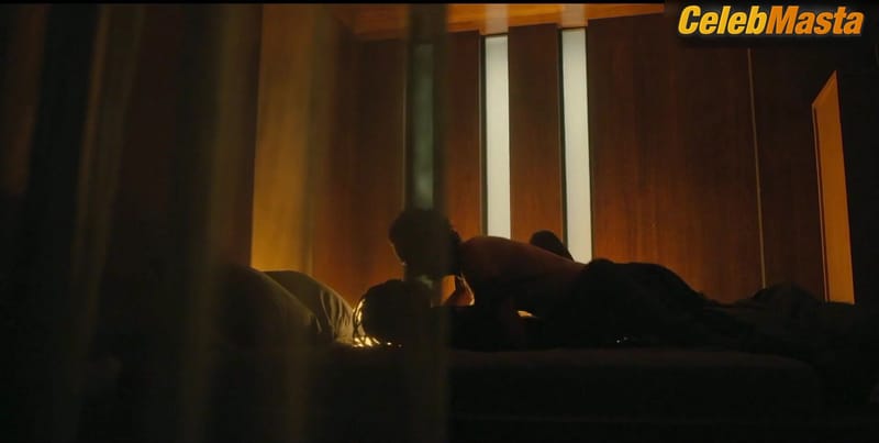 Danai Gurira's Sexy Scene from The Walking Dead The Ones Who Live