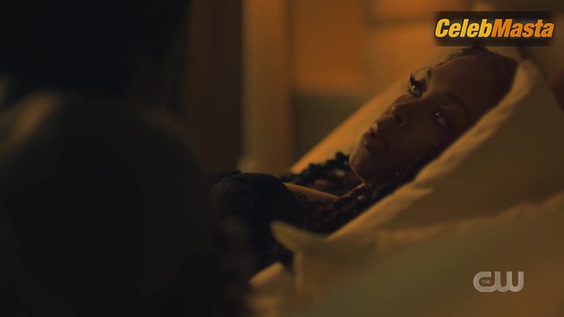 Nafessa Williams and Adetinpo Thomas's Underwear and Lesbian Scene in Black Lightning