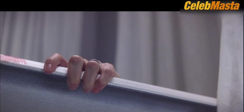 Michelle Pfeiffer Shows Off Sex Scene in What Lies Beneath
