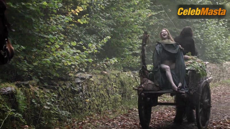 Esme Bianco's Bush Scene from Game Of Thrones