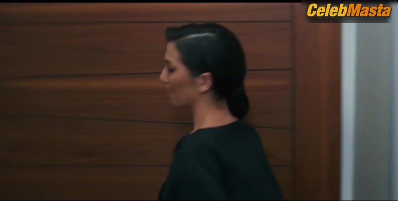 Erendira Ibarra's Tits, Underwear Scene from El Precio De La Fama
