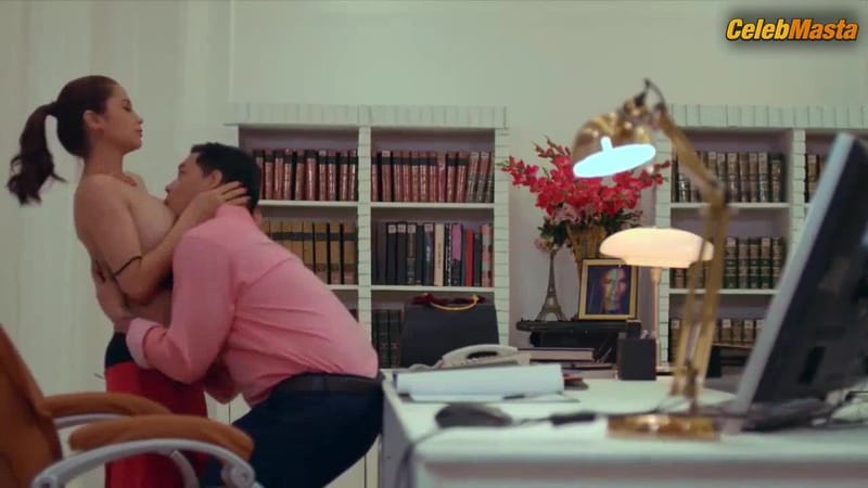 Jamilla Obispo's Booty, Boobs Scene in Wag Mong Agawin Ang Akin