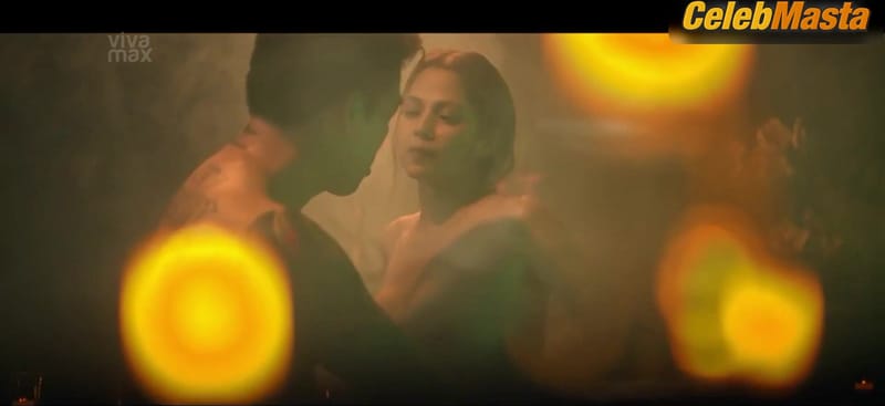 Jamilla Obispo Flaunts Boobs in Iskandalo Scene