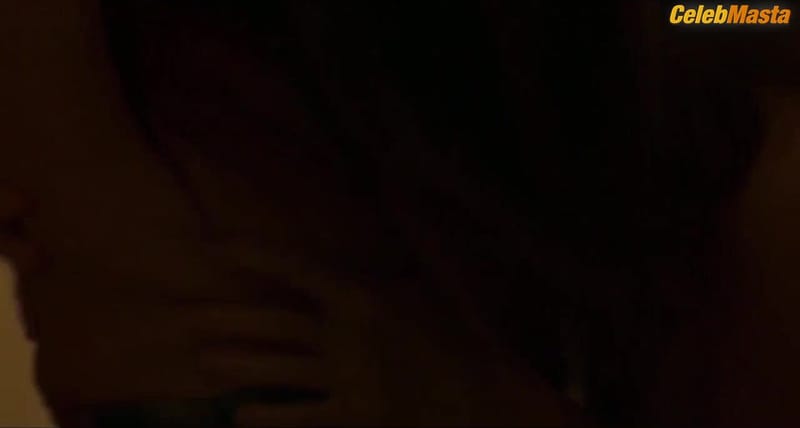 Elodie Bouchez Tits Scene from Roberto Le Canari