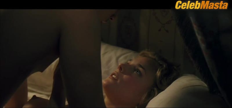 Diane Kruger Tits, Ass Scene from Joyeux Noel