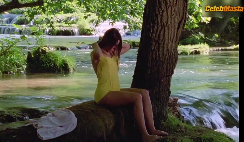 Elodie Bouchez Boobs and Bush Scene in Wild Reeds