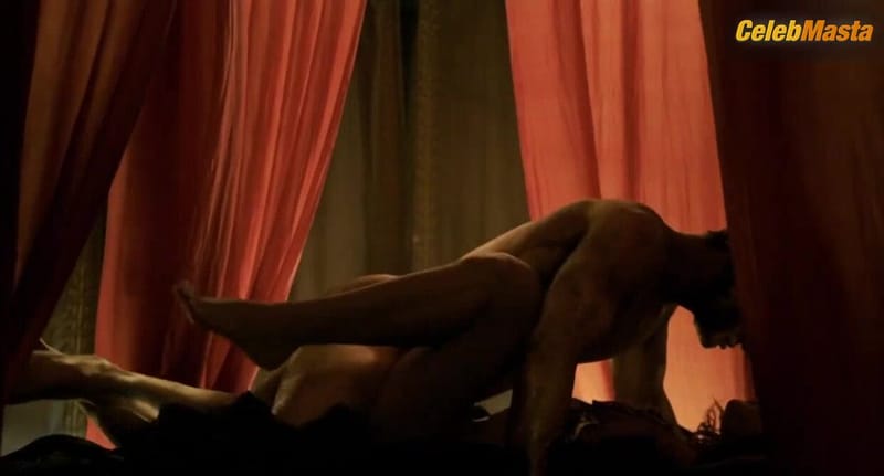 Viva Bianca Shows Butt, Breasts in Spartacus Scene