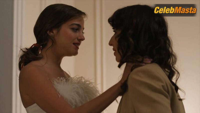 Beatrice Granno and Sabrina Impacciatore's Lesbian Scene in The White Lotus