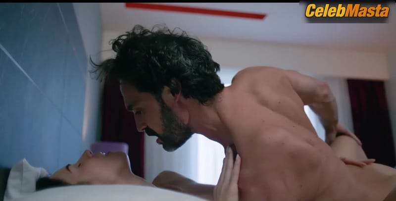 Pamela Almanza's Sexy Scene in Con Esa Misma Mirada