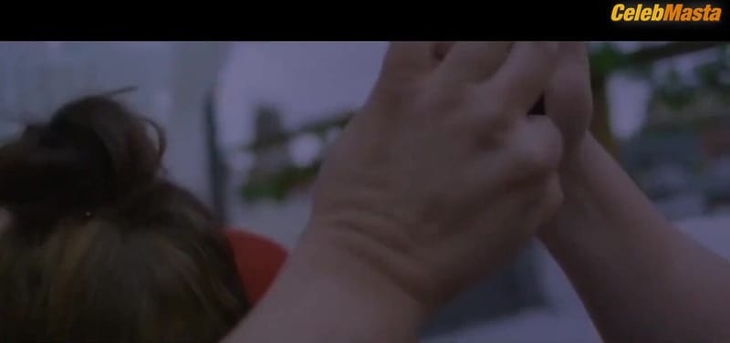 Dascha Polanco Sexy Scene from iGilbert