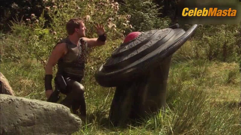 Amanda Tapping's Sexy Scene from Stargate Sg-1