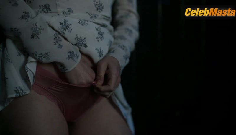 Erika Alexander, Diane Kruger and Kiernan Shipka Underwear, Lesbian Scene from Swimming With Sharks