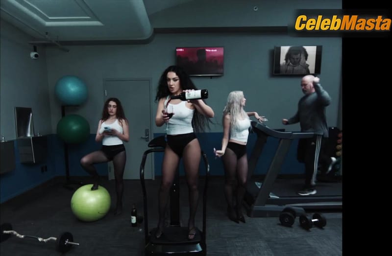 Charli XCX, Julia Fox and Rachel Sennott Sexy Scene from 360