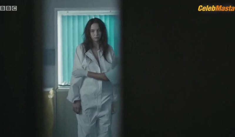 Jodie Comer's Tits Scene from Thirteen