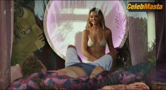 Madelyn Cline Flaunts Bikini Scene in Glass Onion A Knives Out Mystery