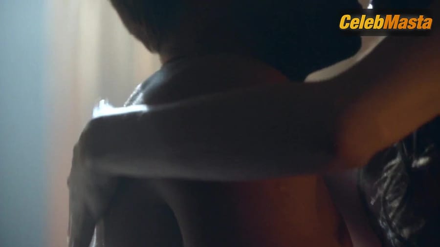 Hanna Mangan Lawrence Bares Breasts Scene in Spartacus