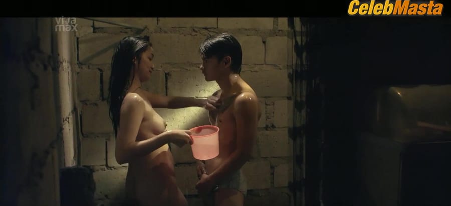 Ayanna Misola's Tits, Booty Scene in Siklo
