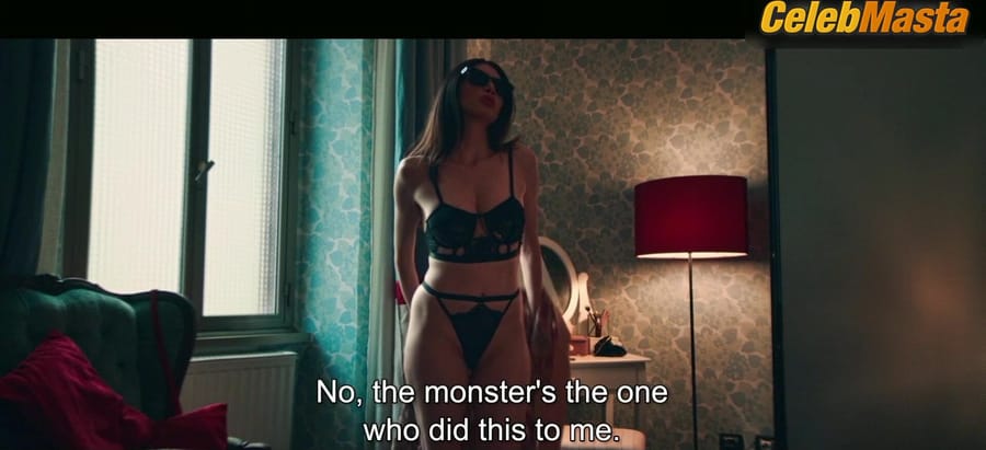 Ilenia Pastorelli Reveals Cleavage in Scene from Dark Glasses