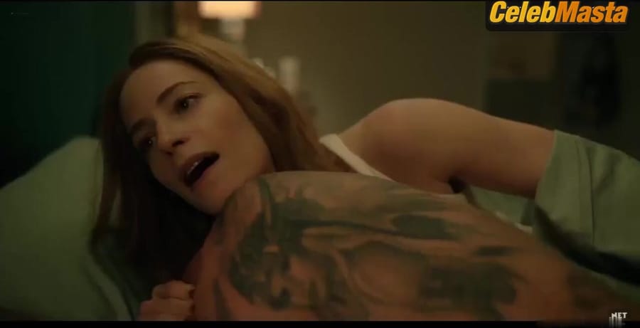 Malin Akerman Lesbian, Tits Scene from The Hunting Wives
