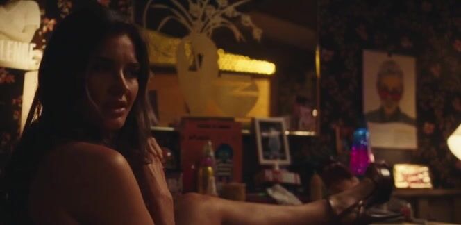 Sydney Sweeney Naked Scene Compilation Video From Euphoria - Photo 1 of 5 photo 5