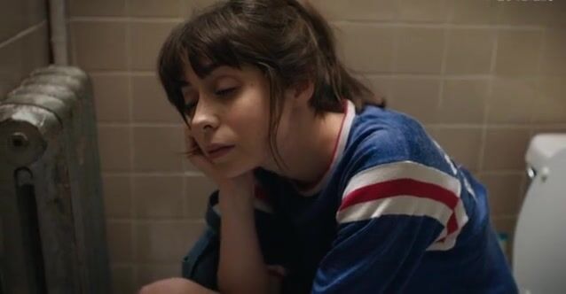 Cristin Milioti Naked Scene, Pussy And Ass Revealed In It - Photo 1 of 5