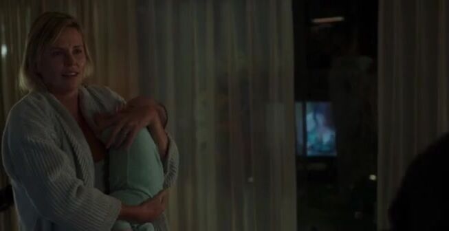 Charlize Theron Milf Breastfeeding Nipples Showing Scene - Photo 1 of 5 photo 2