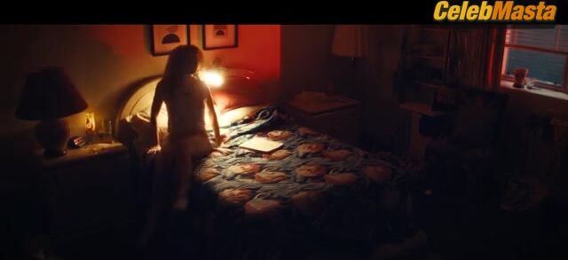 Mia Goth Nude Scene In Maxxxine - Photo 2 of 5 photo 4