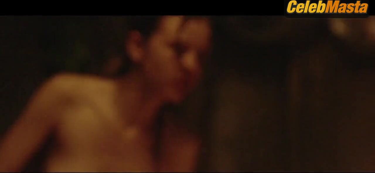 Mia Goth And Olwen Fouere Reveal Boobs, Butt Scene In - Photo 1 of 5 photo 4