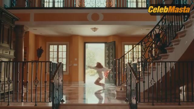 Jenna Ortega Sabrina Carpenter And Underwear Scene From - Photo 2 of 5 photo 5