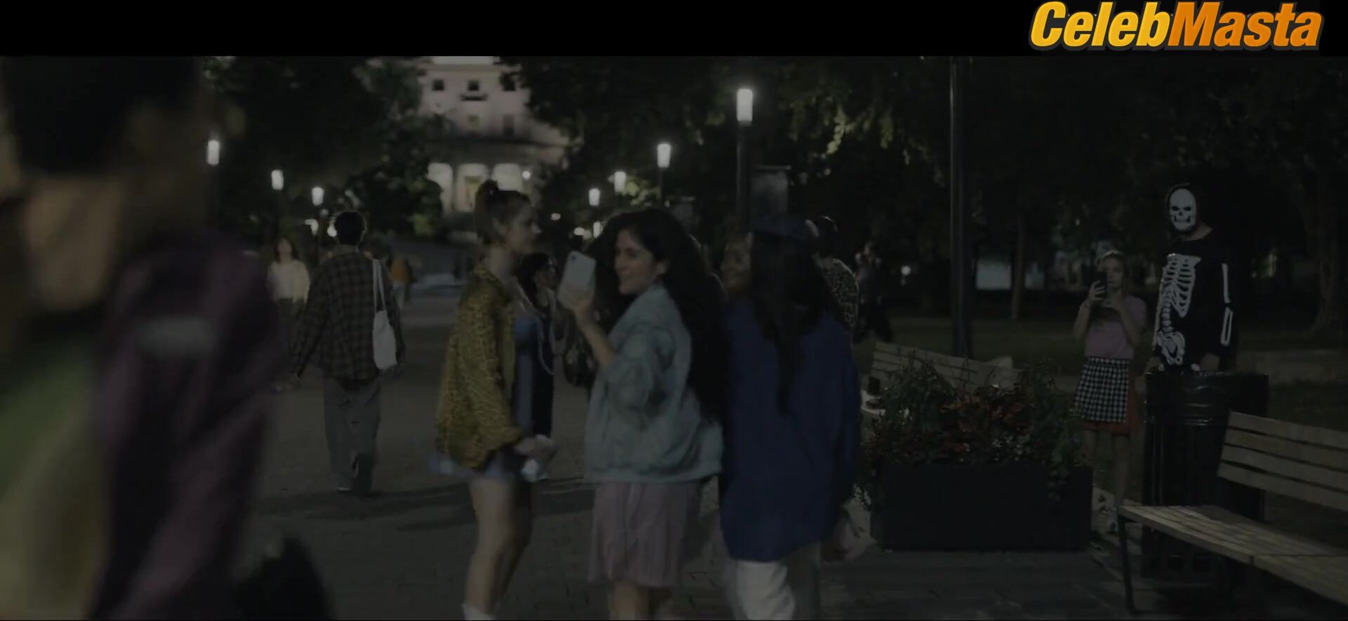 Jenna Ortega , Melissa Barrera, Samara Weaving And Liana - Photo 1 of 5 photo 4