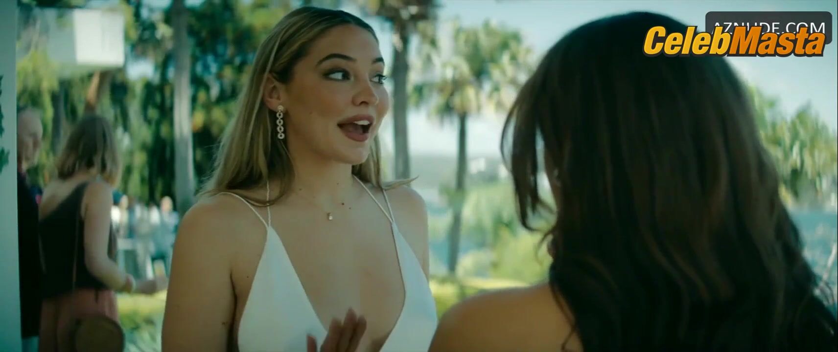 Madelyn Cline Tits Scene In I Know What You Did Last Summer - Photo 1 of 5 photo 2