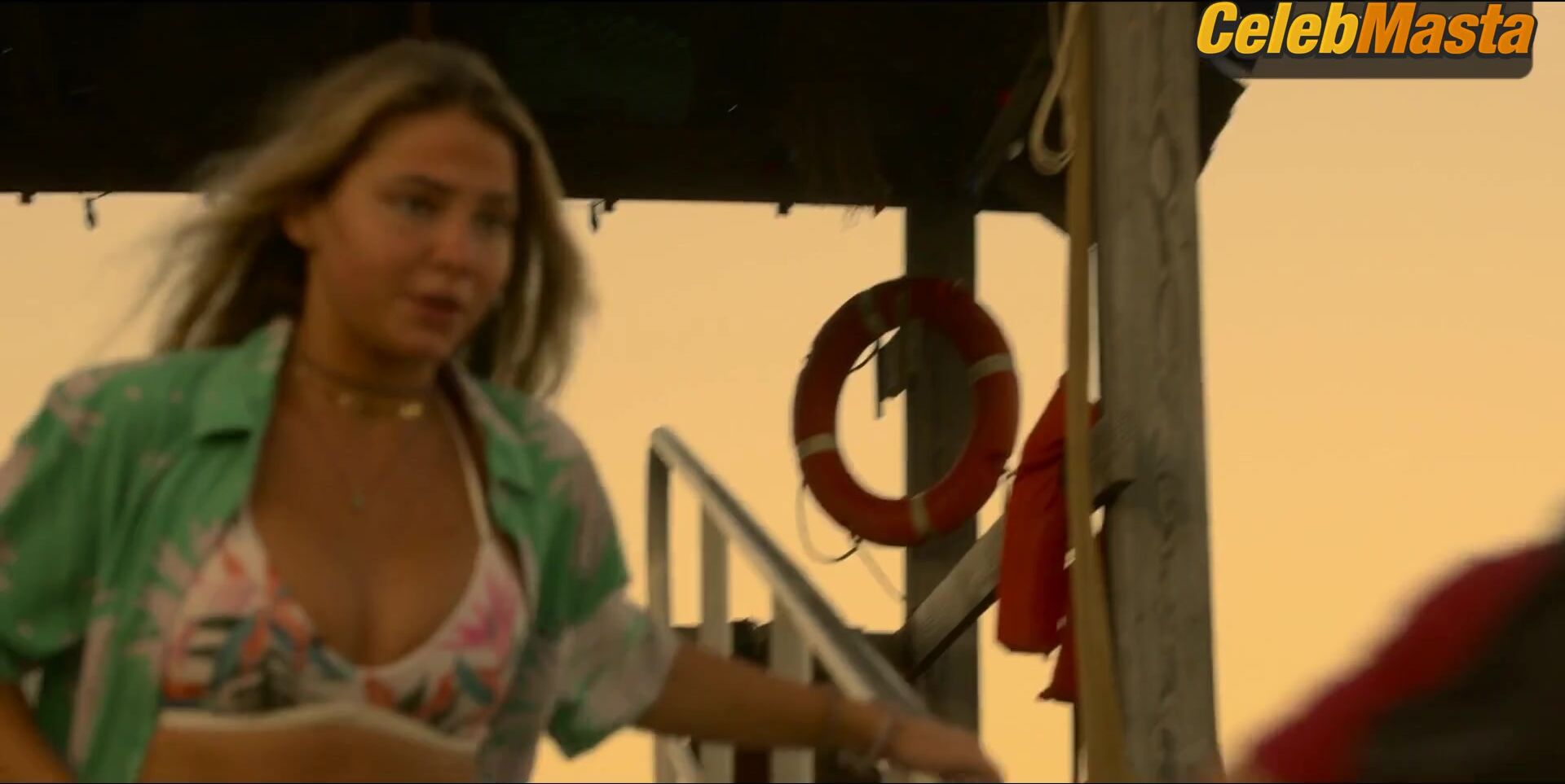 Madelyn Cline ’s Swimsuit Scene In Outer Banks - Photo 2 of 5 photo 5