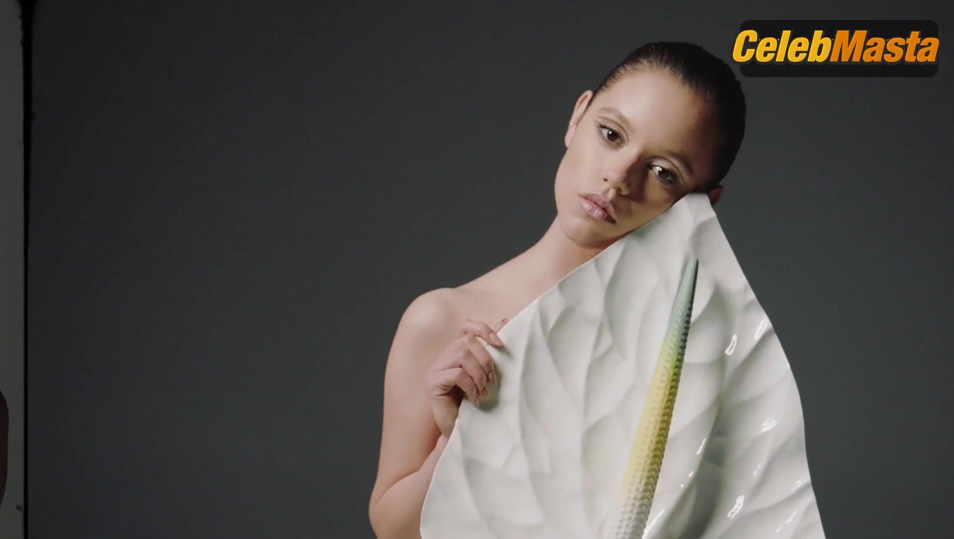 Jenna Ortega Sexy Scene From – Elle Photoshoot - Photo 4 of 5 photo 3