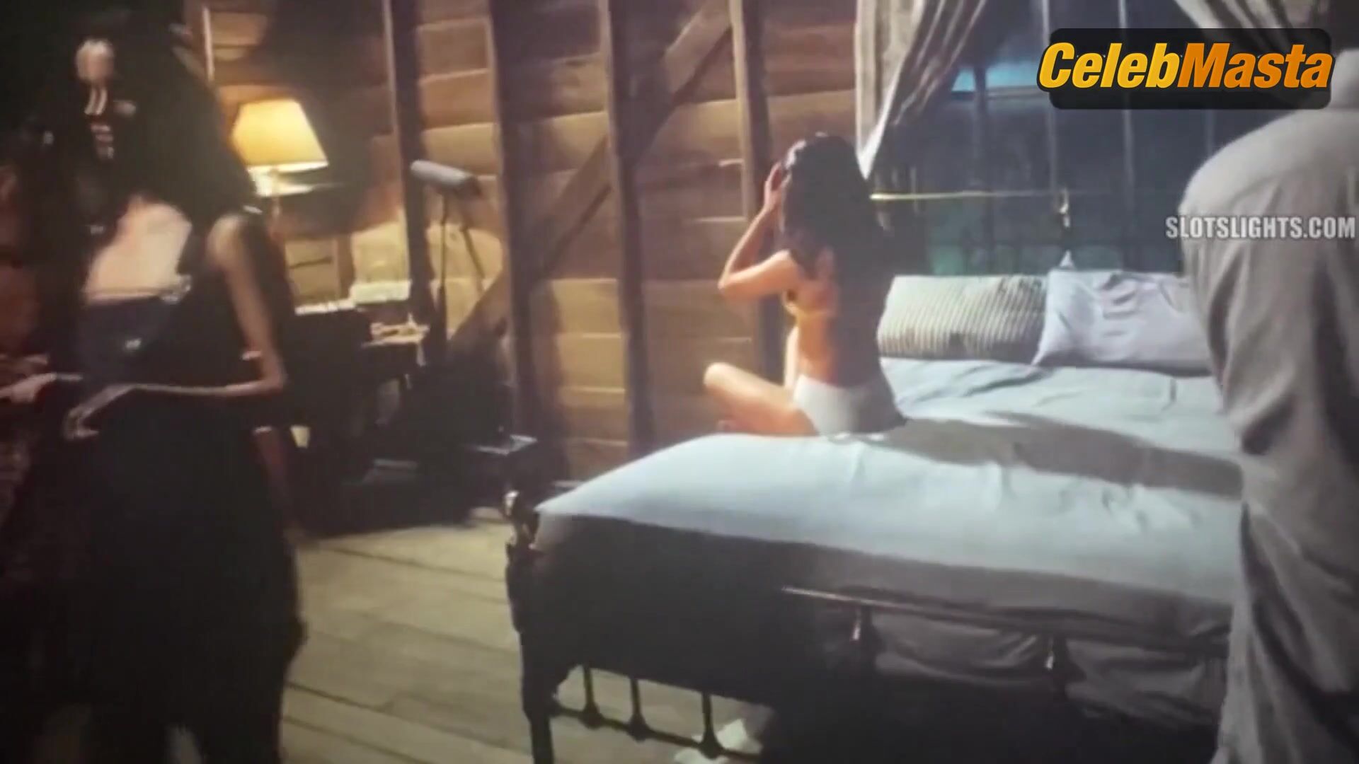 Jenna Ortega Underwear Scene From X - Photo 5 of 5 photo 4