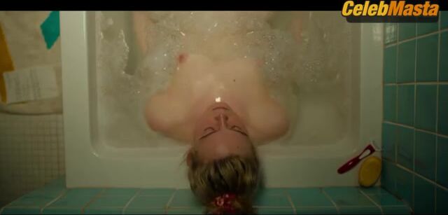 Elle Fanning Tits Scene From Margo’s Got Money - Photo 2 of 5 photo 4