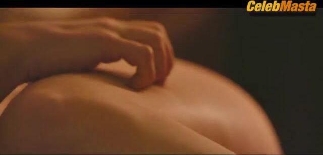 Elle Fanning Tits, Prosthetic Scene From Margo’s - Photo 3 of 5 photo 5