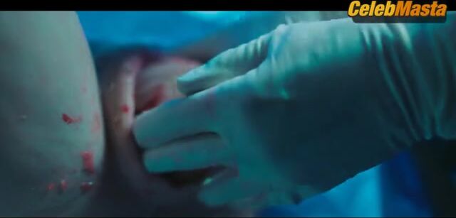 Elle Fanning ’s Bush, Prosthetic Scene From - Photo 1 of 5 photo 3