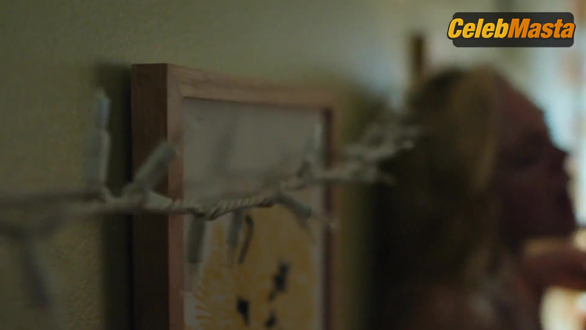 Elle Fanning Tits Scene From Margo’s Got Money - Photo 1 of 5 photo 4