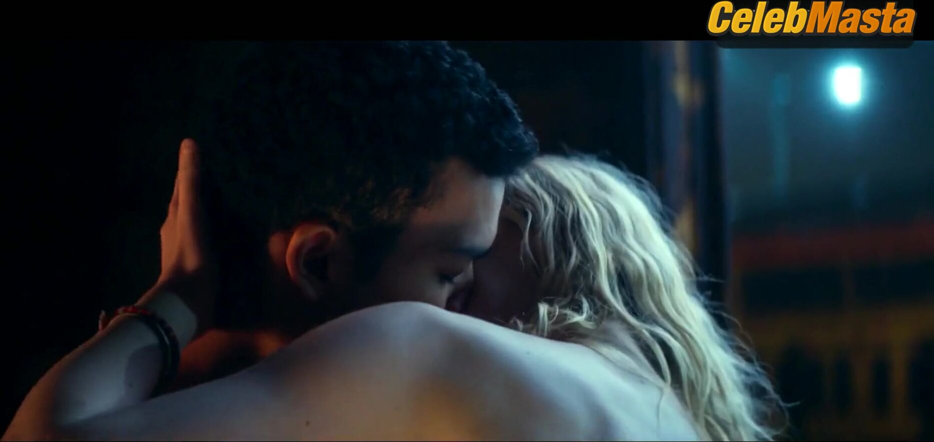 Elle Fanning Underwear, Tits Scene From All The Bright - Photo 2 of 5 photo 4