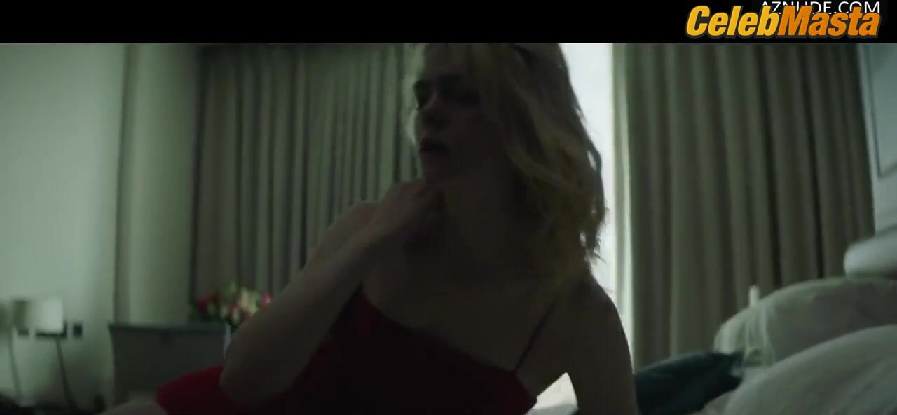 Elle Fanning ’s Sexy Scene From Teen Spirit - Photo 1 of 5 photo 5