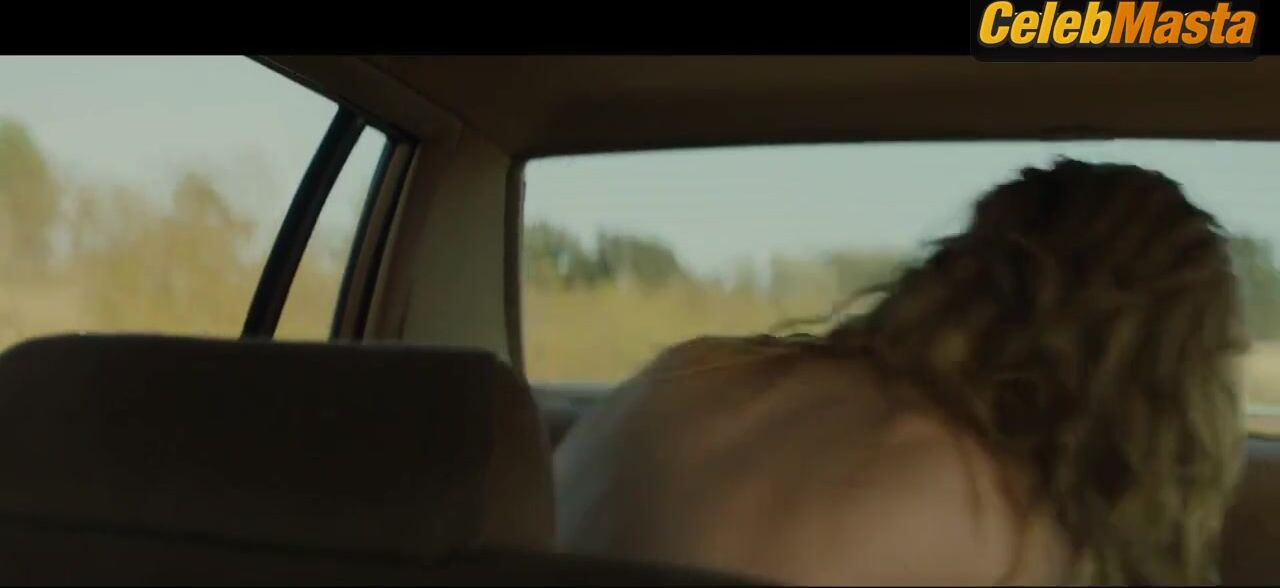 Elle Fanning ’s Sexy Scene From Galveston - Photo 4 of 5 photo 3