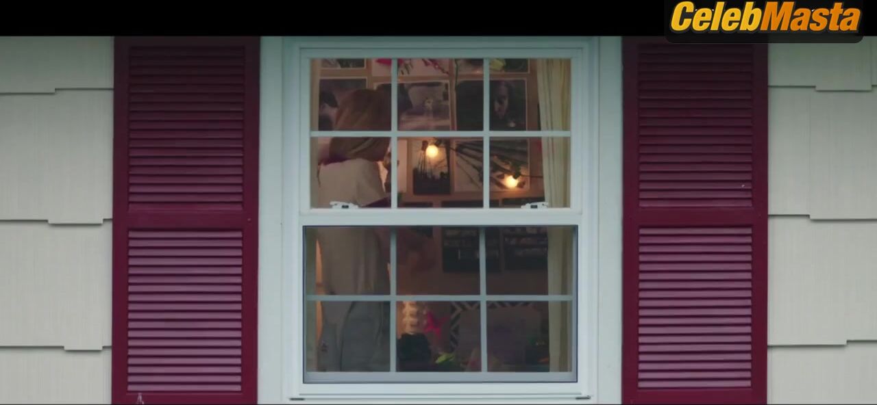 Elle Fanning ’s Underwear Scene From The Vanishing - Photo 4 of 5 photo 2